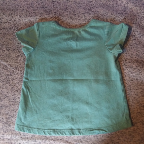 Two t-shirts size 3T - Picture 8 of 12